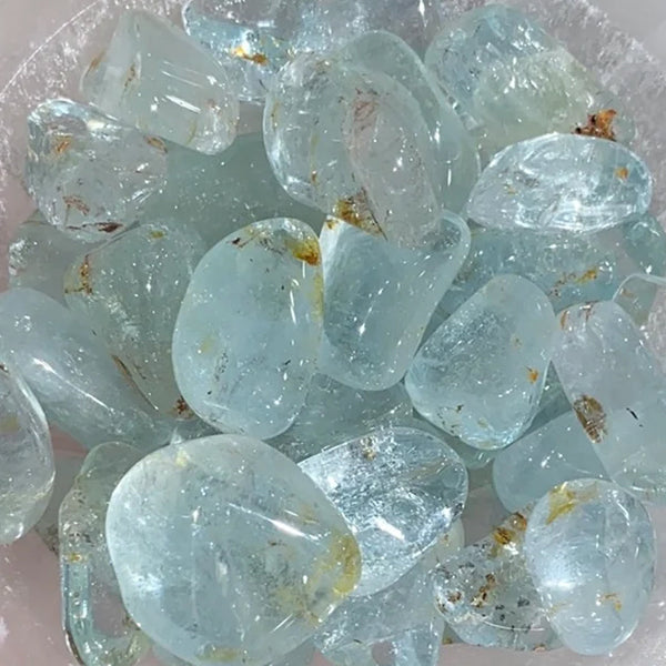 Blue Topaz crystal – Sage Spirits crystal guide