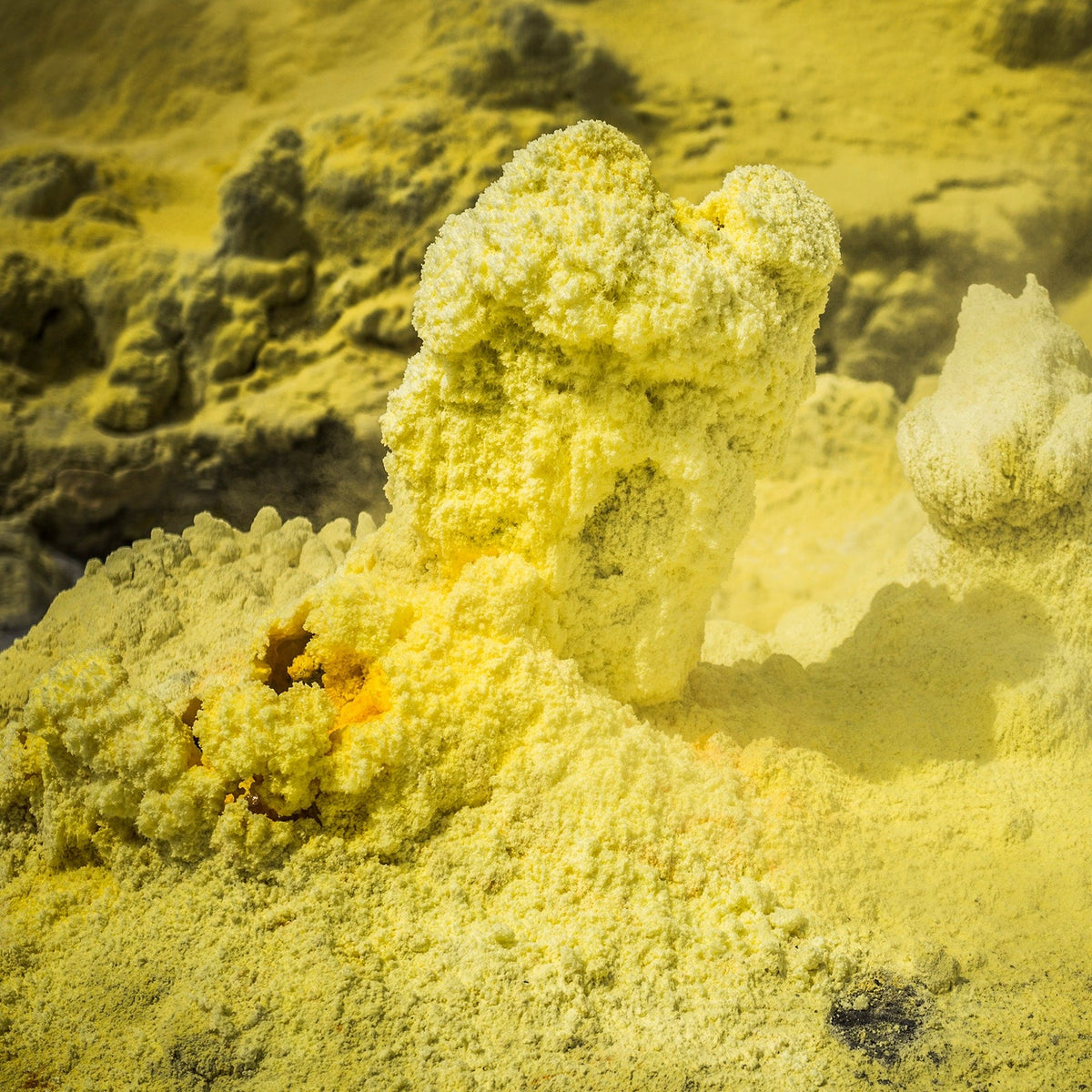 Sulphur crystal – Sage Spirits crystal guide