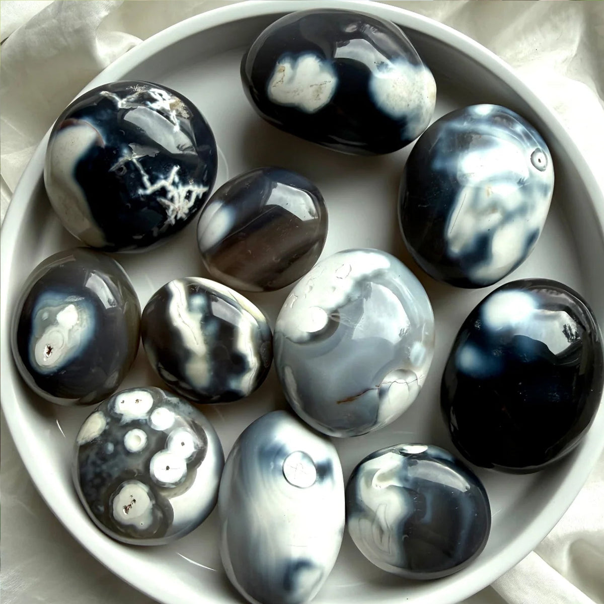 Orca Agate crystal – Sage Spirits crystal guide