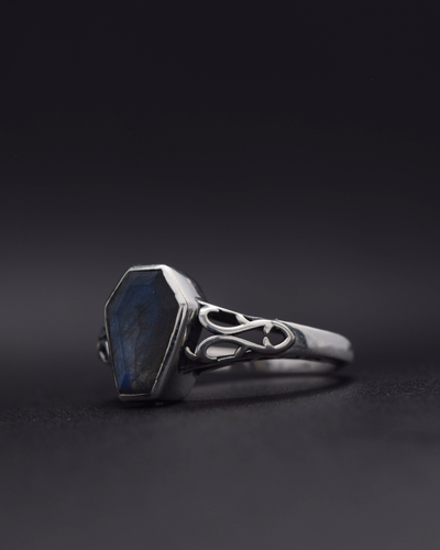 LABRADORITE SILVARIA COFFIN RING SIZE 7
