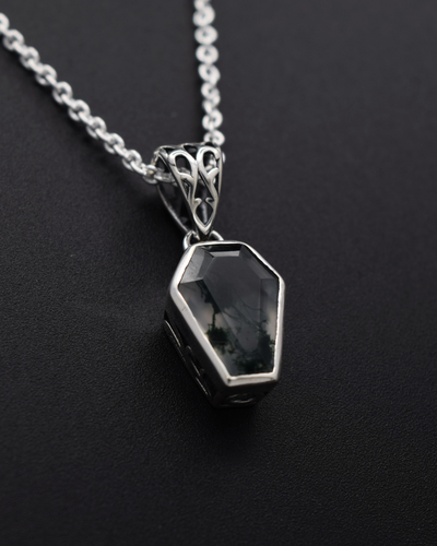 MOSS AGATE SILVARIA COFFIN NECKLACE