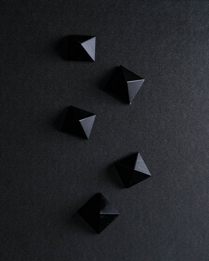 Black Obsidian Pyramid – Sage Spirits