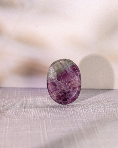 Fluorite Worry Stone – Sage Spirits