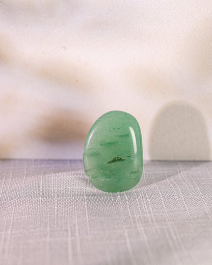 Green Aventurine Palm Stone – Sage Spirits