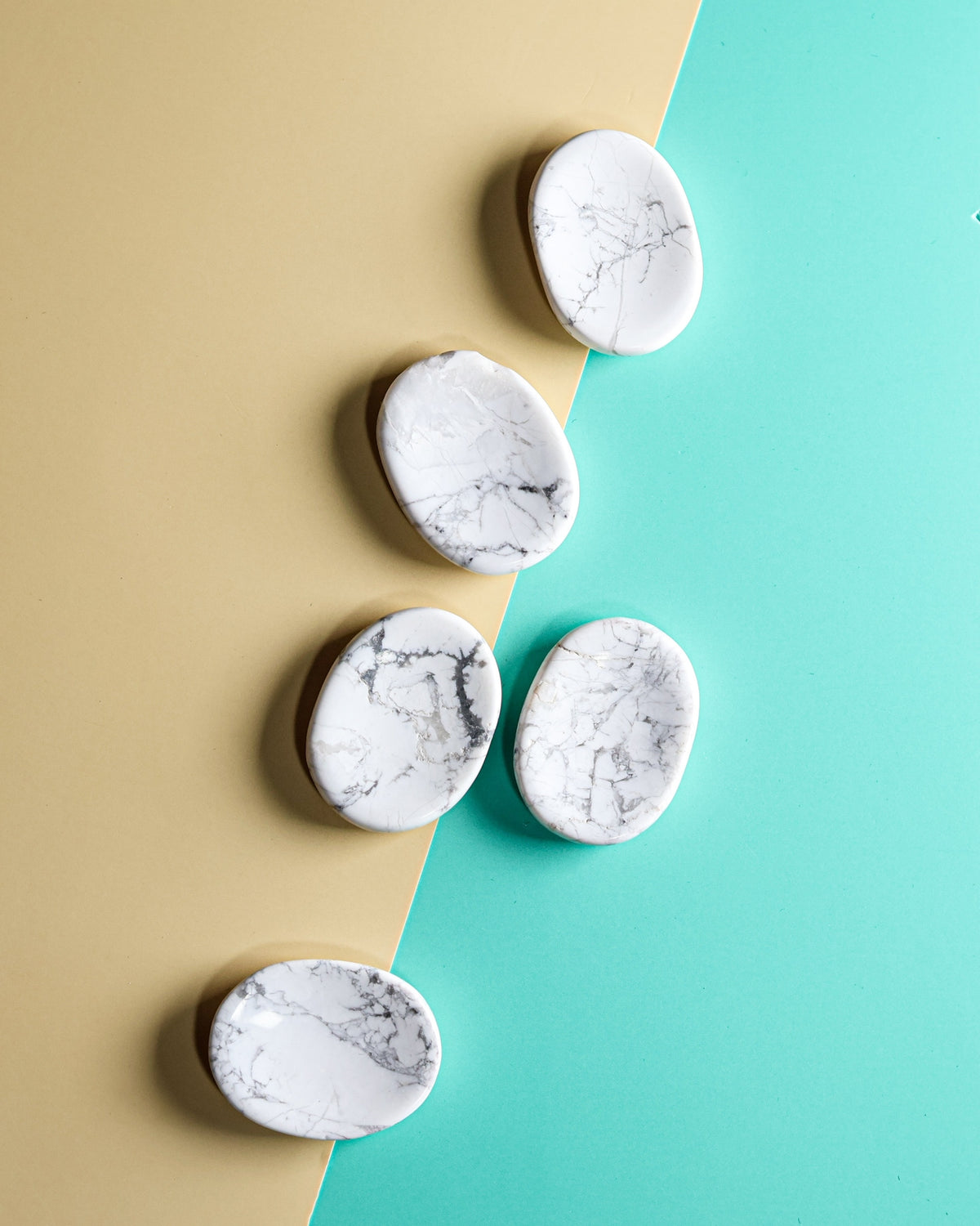 Howlite Worry Stone – Sage Spirits
