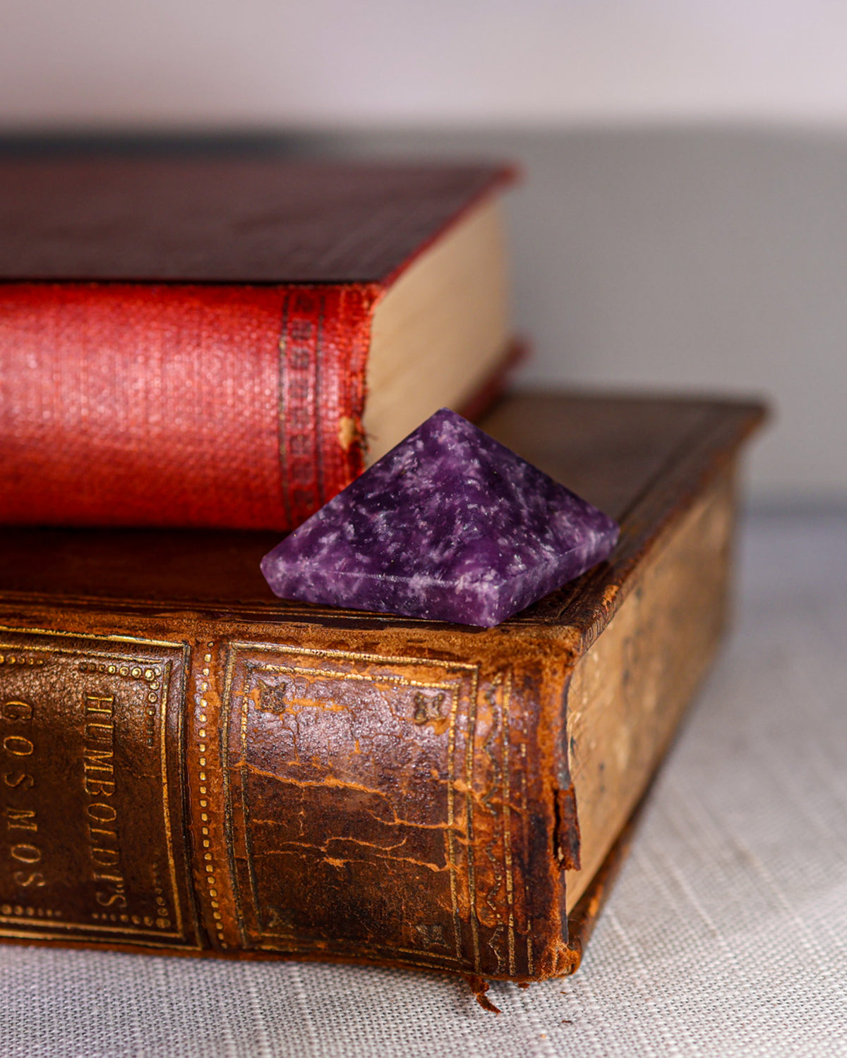 Lepidolite Pyramid – Sage Spirits