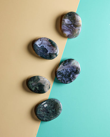 Moss Agate Worry Stone – Sage Spirits