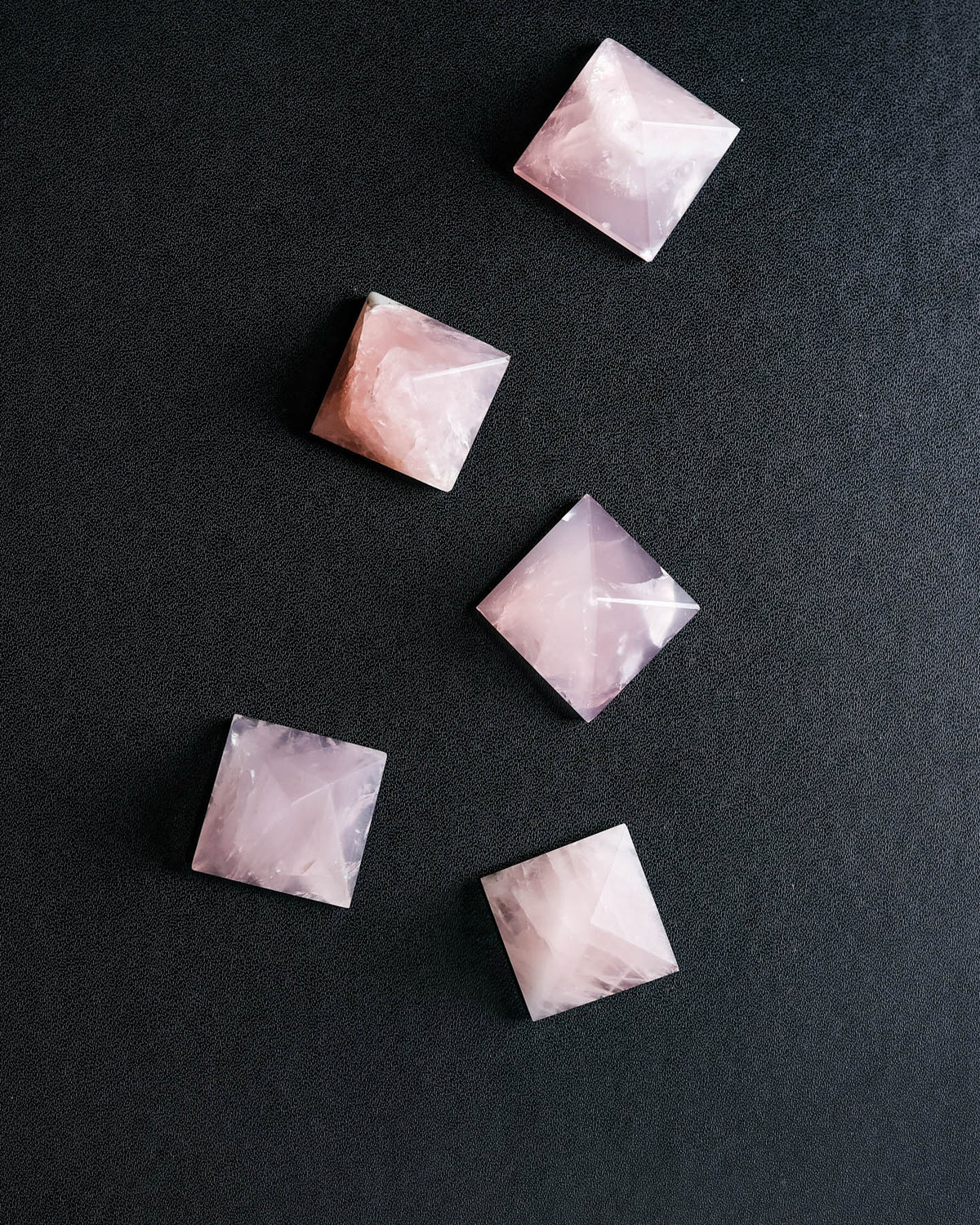 Rose Quartz Pyramid – Sage Spirits