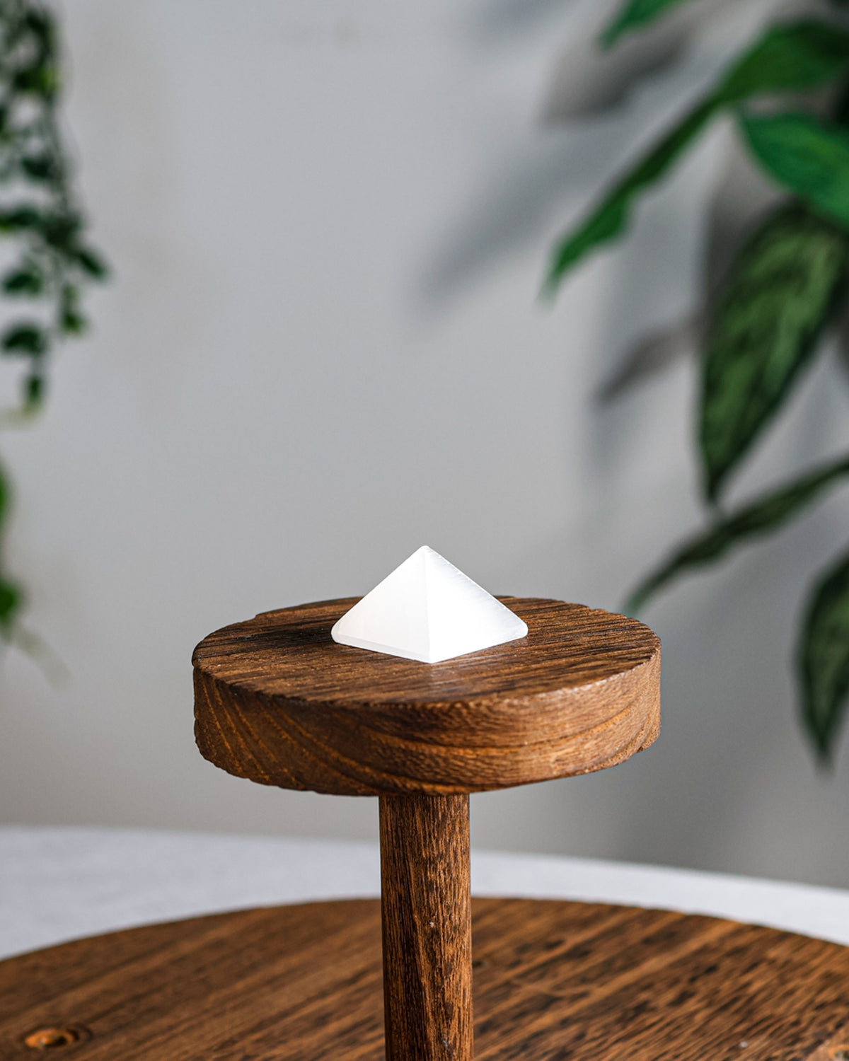 White Selenite Pyramid – Sage Spirits