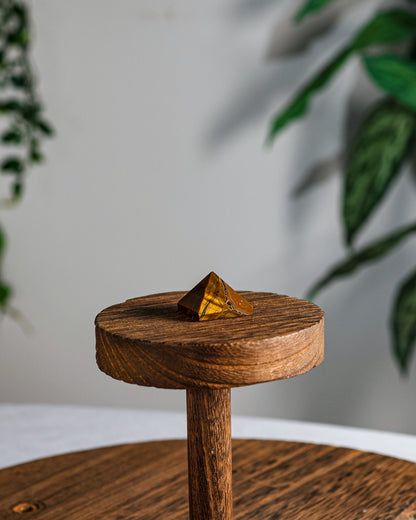 Tigers Eye Pyramid – Sage Spirits
