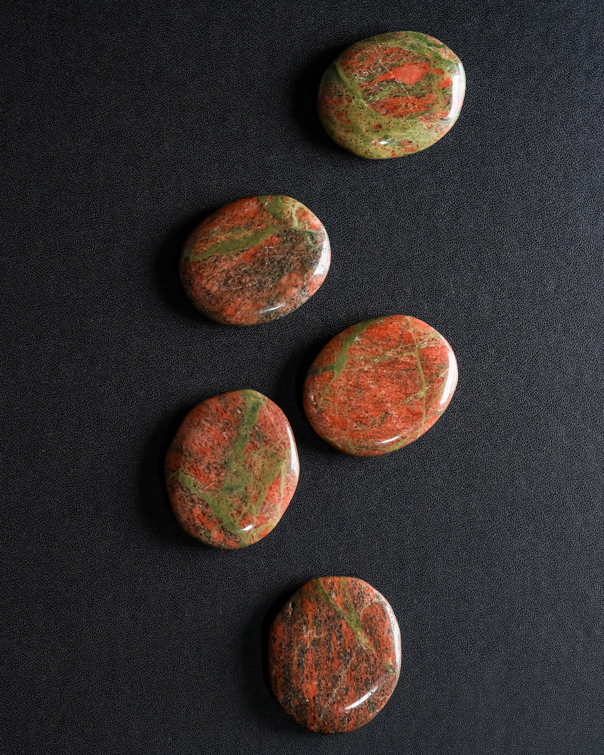 Unakite Palm Stone – Sage Spirits