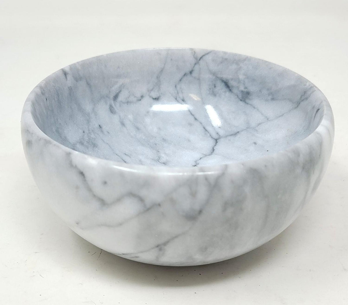 White marble bowl, 4 in round